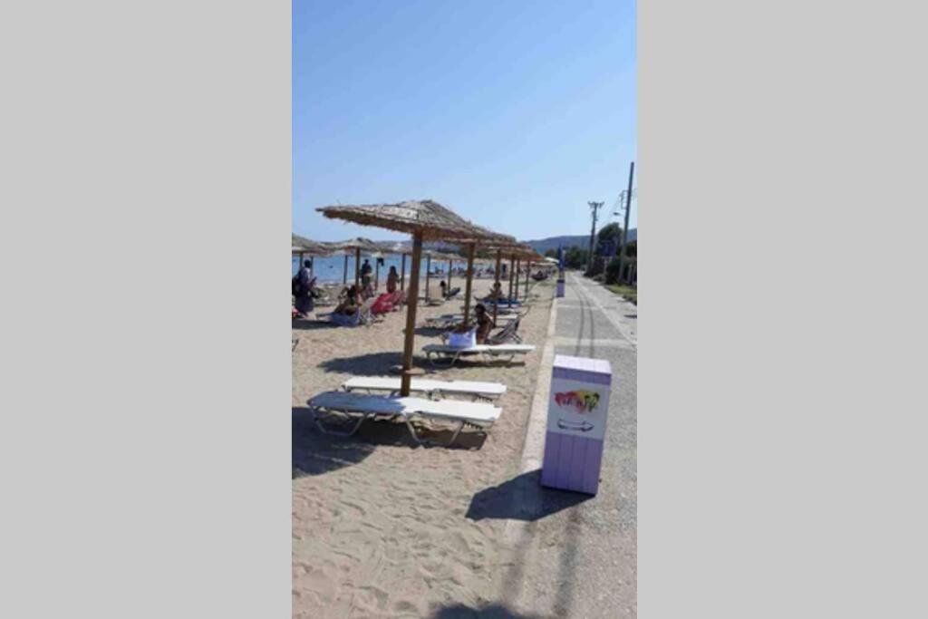 Koko'S Summer House Nea Makri Exterior photo